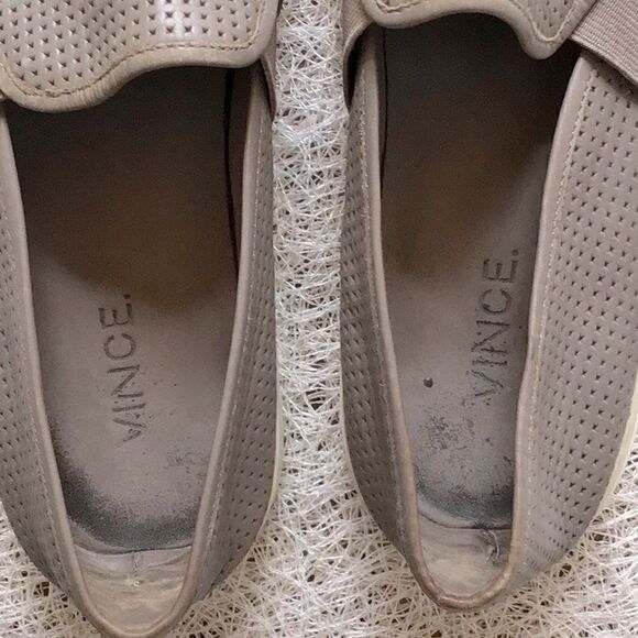 Vince BLAIR Perforated Leather Slip On Sneaker Loafers - Picture 8 of 10